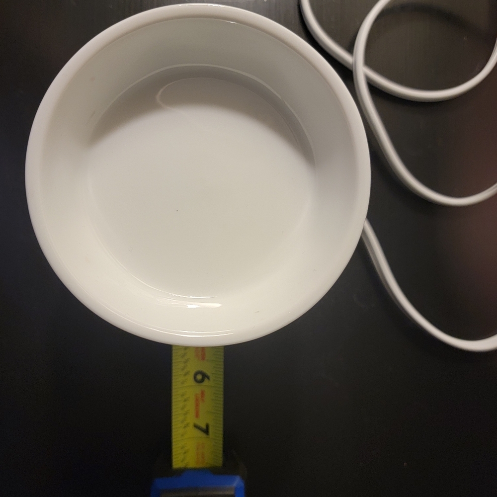 Scentsy Diamond Milk Glass White & Gold Warmer - Picture 5 of 8